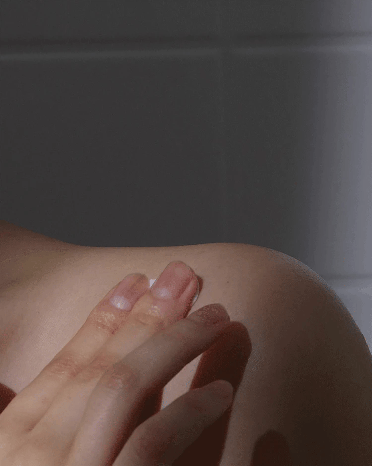 AnillO Shower Time Scented Hand & Body Lotion – kūno ir rankų losjonas 450ml