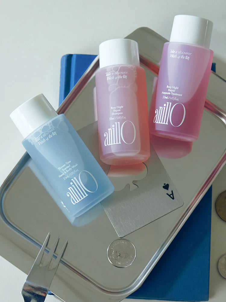 AnillO Rosy Night & Shower Time Travel Shower Kit – kelioninis kūno ir plaukų priežiūros rinkinys