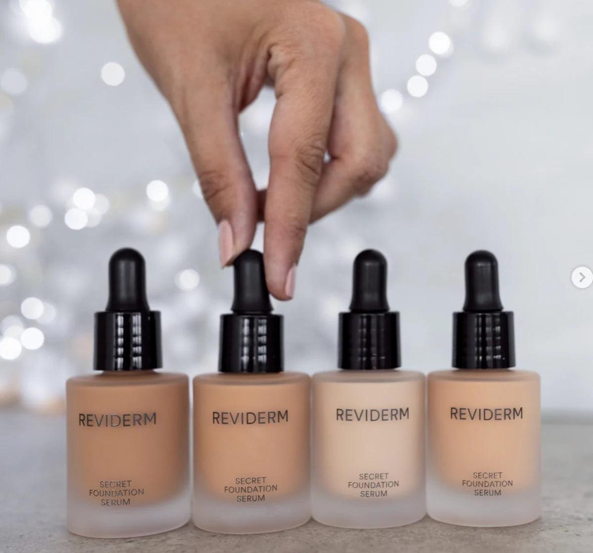 Reviderm Secret Foundation Serum seruminis makiažo pagrindas, 30ml